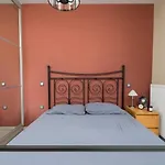 το σπίτι δίπλα από το ποτάμι 아파트